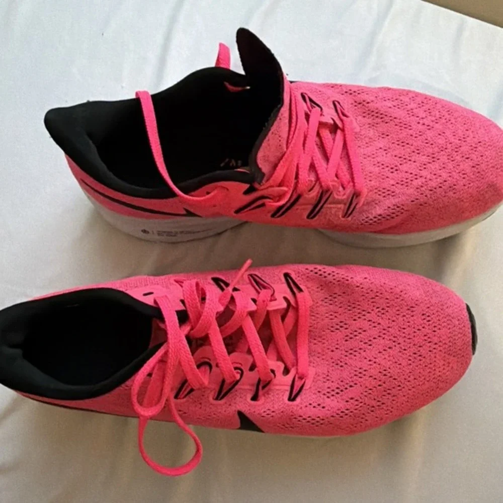 Nike Zoom Running‎ Shoes Womens Size 9 Pink Black Athletic  Lightweight 1730